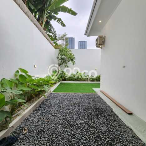 Jual Rumah Luas Elegan Dengan View Eksklusif di Wijaya, Jakarta Selatan Jual Rumah Luas Elegan Dengan View Eksklusif di Wijaya, Jakarta Selatan