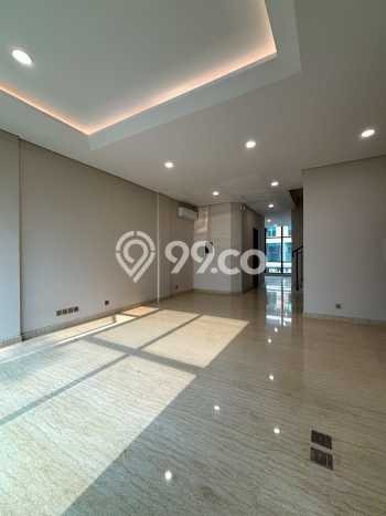 Rumah Elit Modern Siap Huni di Pondok Indah Jakarta Selatan Rumah Elit Modern Siap Huni di Pondok Indah Jakarta Selatan