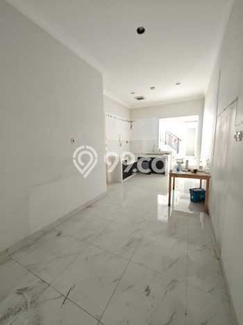 Rumah Elit Modern Siap Huni di Alam Sutera Tangerang Rumah Elit Modern Siap Huni di Alam Sutera Tangerang