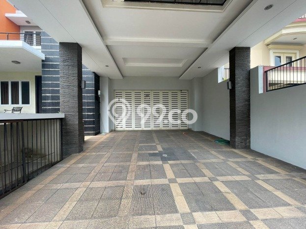 Jual Rumah Mewah Megah Dengan View Eksklusif di BSD Telaga Golf, Tangerang Jual Rumah Mewah Megah Dengan View Eksklusif di BSD Telaga Golf, Tangerang