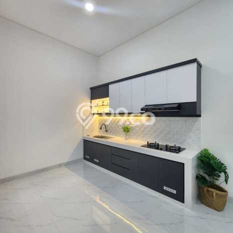 Rumah Elit Modern Tanpa Renovasi di BSD Kencana Loka Tangerang Rumah Elit Modern Tanpa Renovasi di BSD Kencana Loka Tangerang