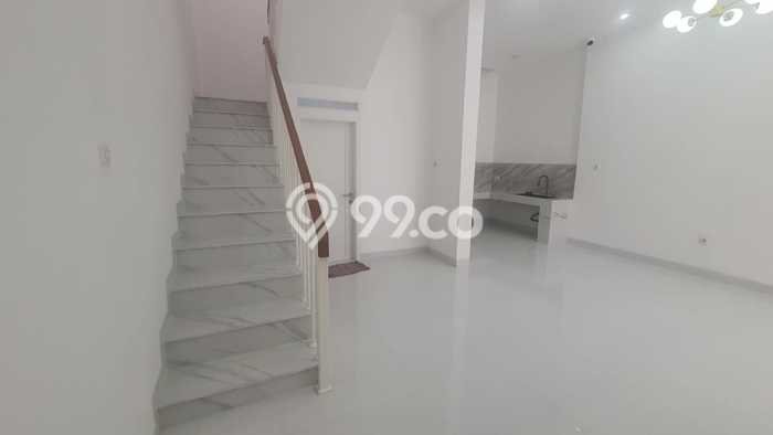 For Sale Hunian Rumah Terawat 4 Kamar di BSD Kencana Loka, Tangerang For Sale Hunian Rumah Terawat 4 Kamar di BSD Kencana Loka, Tangerang