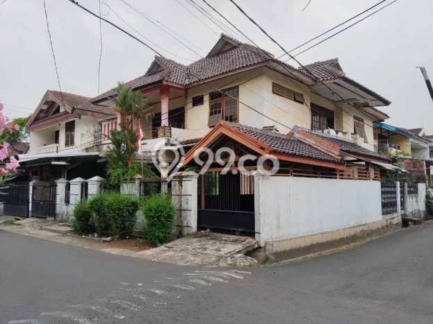 Jual Rumah Luas Megah Dengan View Cantik di Cipinang, Jakarta Timur Jual Rumah Luas Megah Dengan View Cantik di Cipinang, Jakarta Timur