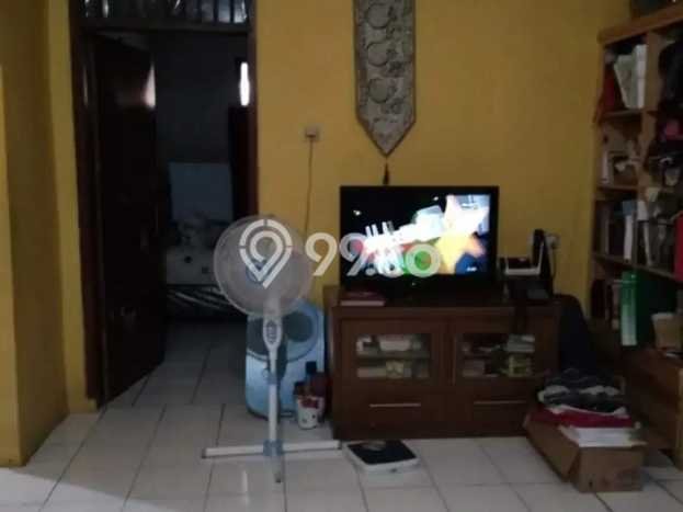Rumah Luas Asri 3 KT Siap Huni di Pondok Bambu Jakarta Timur Rumah Luas Asri 3 KT Siap Huni di Pondok Bambu Jakarta Timur