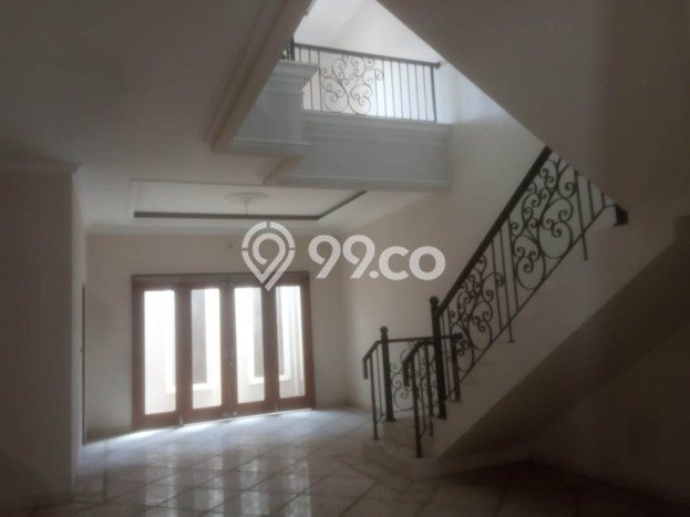 Dijual Rumah Premium dengan Fasilitas Sekitar Komplit di Duren Sawit, Jakarta Timur Dijual Rumah Premium dengan Fasilitas Sekitar Komplit di Duren Sawit, Jakarta Timur