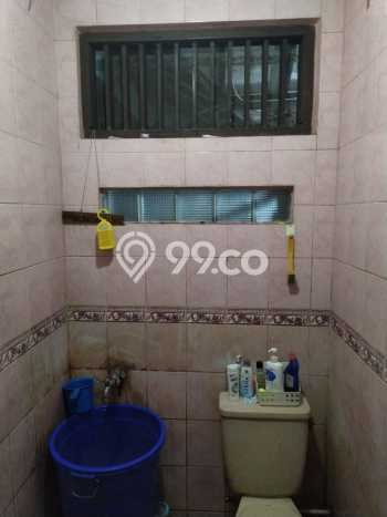 Dijual Hunian Rumah Terawat 4 Kamar di Bintara, Bekasi Dijual Hunian Rumah Terawat 4 Kamar di Bintara, Bekasi