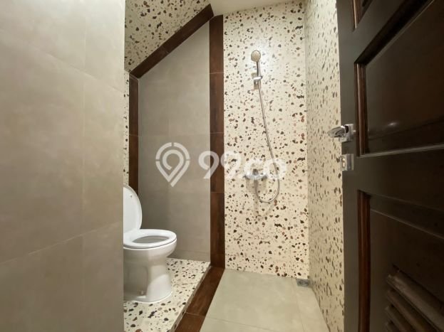 Rumah Elit LB 275m2 Siap Huni Desain Elegan di Pondok Bambu, Jakarta Timur Rumah Elit LB 275m2 Siap Huni Desain Elegan di Pondok Bambu, Jakarta Timur