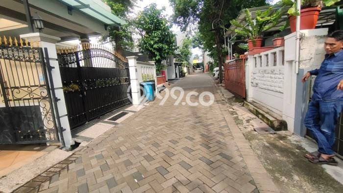 Dijual Hunian Rumah Terawat 4 KT di Jatibening, Bekasi Dijual Hunian Rumah Terawat 4 KT di Jatibening, Bekasi