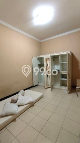 Dijual Hunian Rumah Terawat 4 KT di Jatibening, Bekasi Dijual Hunian Rumah Terawat 4 KT di Jatibening, Bekasi