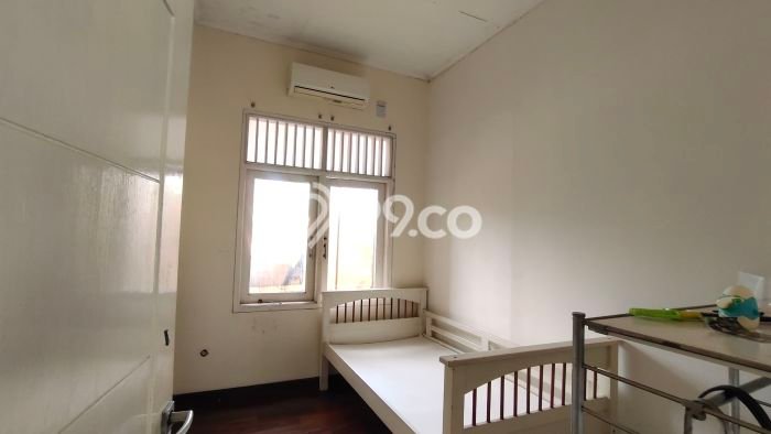 Dijual Hunian Rumah Terawat 4 KT di Jatibening, Bekasi Dijual Hunian Rumah Terawat 4 KT di Jatibening, Bekasi