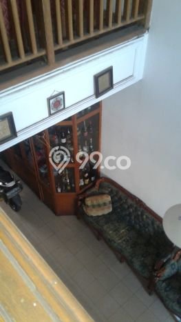 Rumah Luxury Modern Tanpa Renovasi di Pondok Kelapa Jakarta Timur Rumah Luxury Modern Tanpa Renovasi di Pondok Kelapa Jakarta Timur