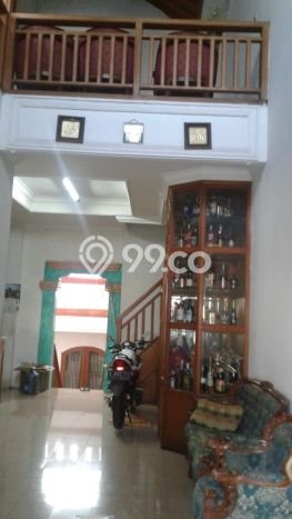 Rumah Luxury Modern Tanpa Renovasi di Pondok Kelapa Jakarta Timur Rumah Luxury Modern Tanpa Renovasi di Pondok Kelapa Jakarta Timur