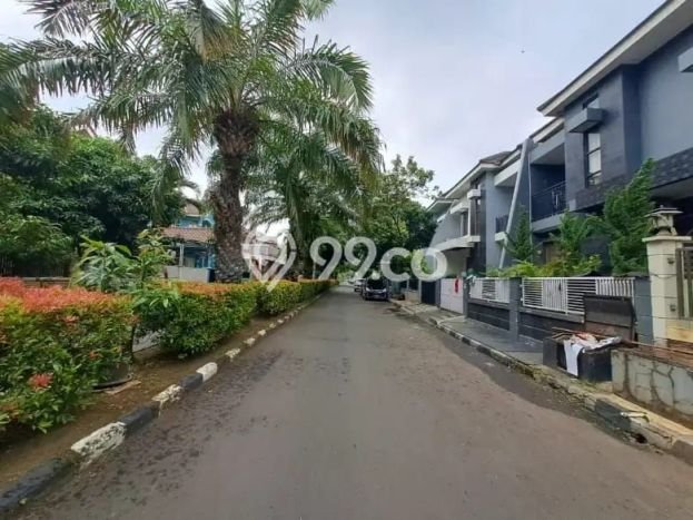 For Sale Rumah Elit Exclusive di Cakung, Jakarta Timur For Sale Rumah Elit Exclusive di Cakung, Jakarta Timur