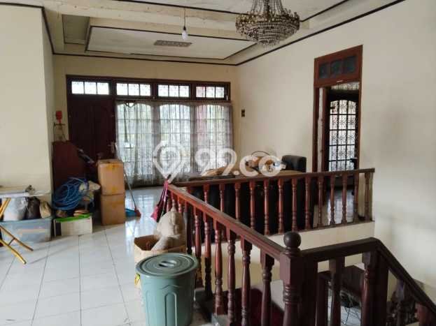 Jual Rumah Luas Megah Dengan View Cantik di Cipinang, Jakarta Timur Jual Rumah Luas Megah Dengan View Cantik di Cipinang, Jakarta Timur