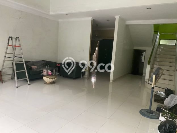 Rumah Mewah LB 250m2 Siap Huni Desain Elegan di Galaxy, Bekasi Rumah Mewah LB 250m2 Siap Huni Desain Elegan di Galaxy, Bekasi