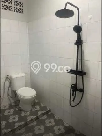 Jual Rumah Eksklusif 4 KT di Jatiwaringin, Bekasi Jual Rumah Eksklusif 4 KT di Jatiwaringin, Bekasi