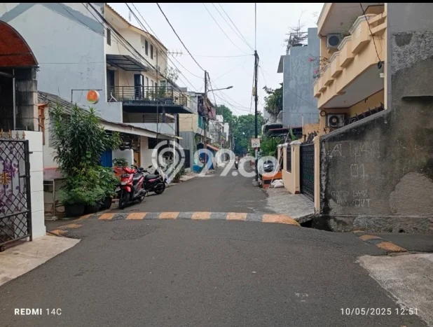 For Sale! Luxury House LT 179m2 Desain Modern di Kayu Putih For Sale! Luxury House LT 179m2 Desain Modern di Kayu Putih