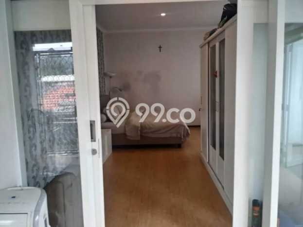 Hunian Mewah Dijual LT 237m2 di Duren Sawit, Jakarta Timur Hunian Mewah Dijual LT 237m2 di Duren Sawit, Jakarta Timur
