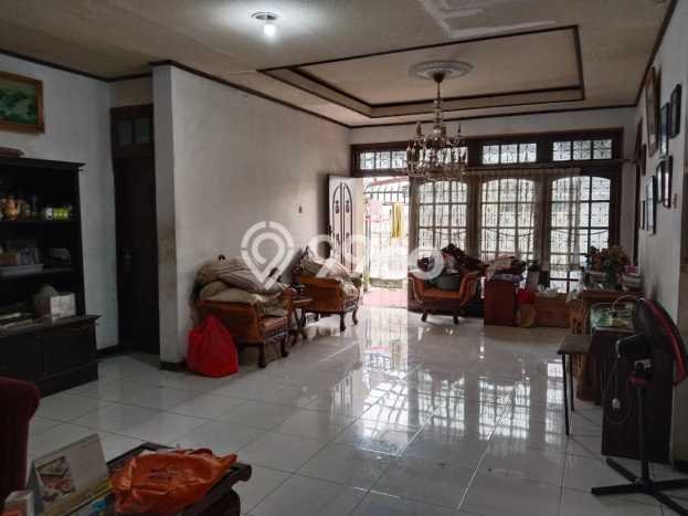 Jual Rumah Luas Megah Dengan View Cantik di Cipinang, Jakarta Timur Jual Rumah Luas Megah Dengan View Cantik di Cipinang, Jakarta Timur