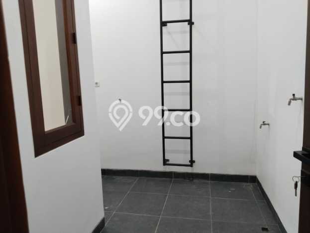 Dijual Rumah Premium dengan Fasilitas Sekitar Komplit di Duren Sawit, Jakarta Timur Dijual Rumah Premium dengan Fasilitas Sekitar Komplit di Duren Sawit, Jakarta Timur