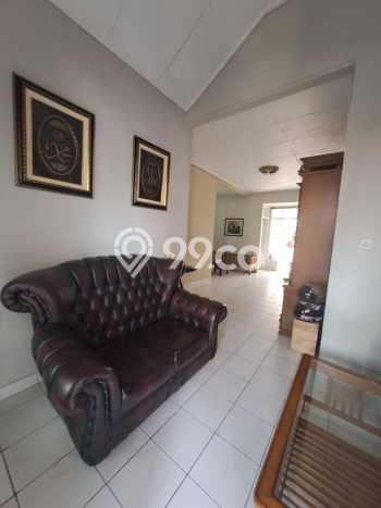 Rumah Luas Asri 4 KT Siap Pakai di Bintara Bekasi Rumah Luas Asri 4 KT Siap Pakai di Bintara Bekasi