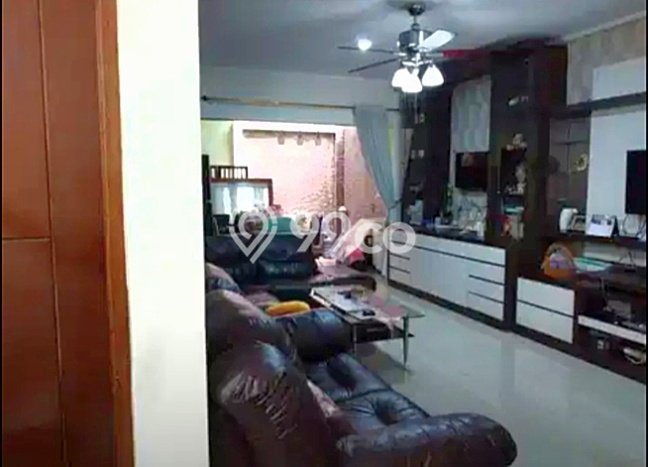 Hunian Mewah LB 120m2 Siap Huni Desain Elegan di Rawamangun, Jakarta Timur Hunian Mewah LB 120m2 Siap Huni Desain Elegan di Rawamangun, Jakarta Timur