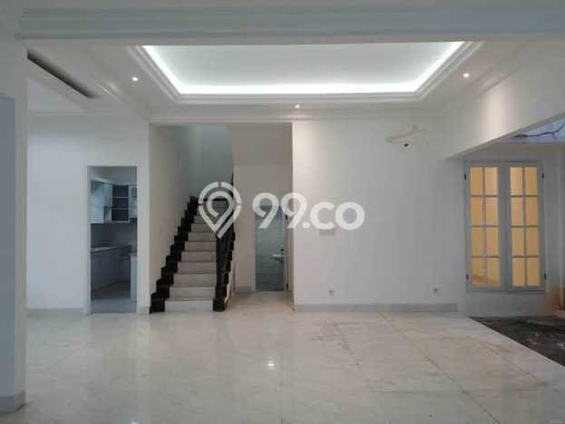 Rumah Luxury Modern Siap Huni di Pondok Bambu Jakarta Timur Rumah Luxury Modern Siap Huni di Pondok Bambu Jakarta Timur