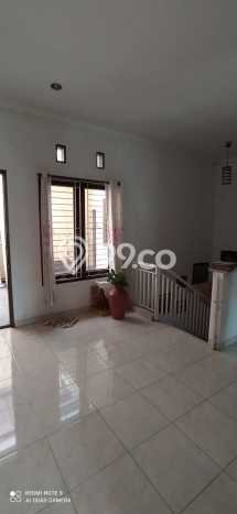 Rumah Modern 4 KT di Pondok Kelapa Jakarta Timur Unfurnished Rumah Modern 4 KT di Pondok Kelapa Jakarta Timur Unfurnished