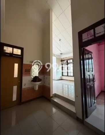 Ready to Use! Luxury House LT 338m2 Desain Elegan di Pondok Bambu Ready to Use! Luxury House LT 338m2 Desain Elegan di Pondok Bambu