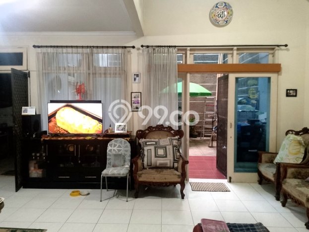 Jual Rumah Bagus Siap Huni LB 132m2 di Cakung, Jakarta Timur Jual Rumah Bagus Siap Huni LB 132m2 di Cakung, Jakarta Timur