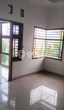 Jual Rumah Favorit Siap Huni LB 240m2 di Jatinegara, Jakarta Timur Jual Rumah Favorit Siap Huni LB 240m2 di Jatinegara, Jakarta Timur