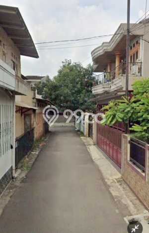 Rumah Luxury Modern Tanpa Renovasi di Pondok Kelapa Jakarta Timur Rumah Luxury Modern Tanpa Renovasi di Pondok Kelapa Jakarta Timur