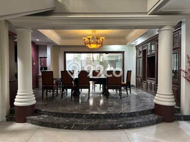 Rumah Elit LB 700m2 Siap Huni Desain Elegan di Surabaya Kota, Surabaya Rumah Elit LB 700m2 Siap Huni Desain Elegan di Surabaya Kota, Surabaya