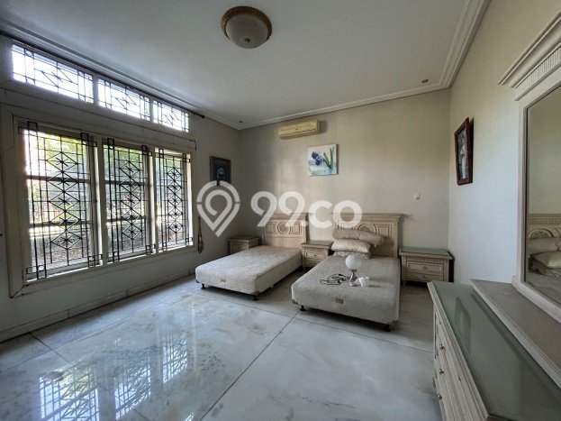 Rumah Elit LB 700m2 Siap Huni Desain Elegan di Surabaya Kota, Surabaya Rumah Elit LB 700m2 Siap Huni Desain Elegan di Surabaya Kota, Surabaya