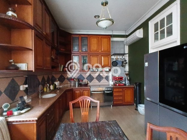 Rumah Luxury Modern Tanpa Renovasi di Darmo permai Surabaya Rumah Luxury Modern Tanpa Renovasi di Darmo permai Surabaya