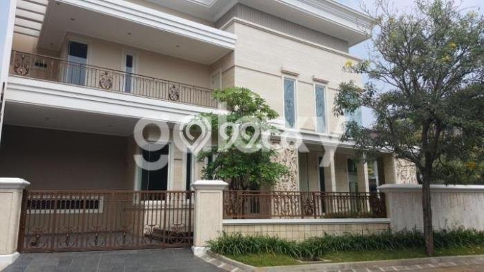 Rumah Mewah Dijual LT 600m2 di Gubeng, Surabaya Rumah Mewah Dijual LT 600m2 di Gubeng, Surabaya