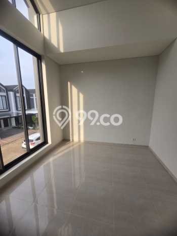 Disewakan! Rumah 2 Kamar Tidur &
3 Kamar Mandi di Bintaro, Tangerang Selatan Disewakan! Rumah 2 Kamar Tidur &
3 Kamar Mandi di Bintaro, Tangerang Selatan