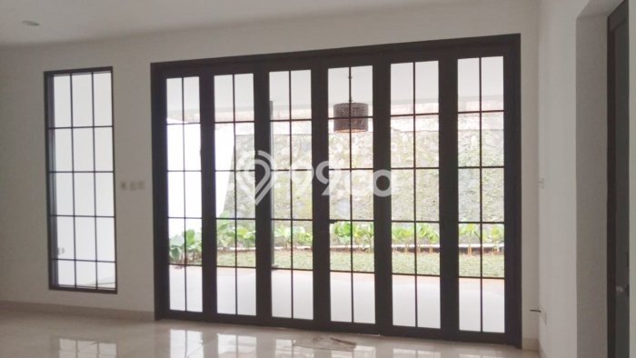 Ready to Use! Luxury House LT 177m2 Desain Elegan di Bintaro Ready to Use! Luxury House LT 177m2 Desain Elegan di Bintaro