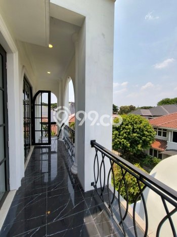 Rumah Mewah LB 218m2 Siap Huni Desain Elegan di Bintaro, Tangerang Selatan Rumah Mewah LB 218m2 Siap Huni Desain Elegan di Bintaro, Tangerang Selatan