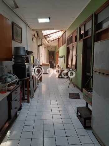 Rumah Elit LB 454m2 Siap Pakai Desain Elegan di Bintaro, Jakarta Selatan Rumah Elit LB 454m2 Siap Pakai Desain Elegan di Bintaro, Jakarta Selatan