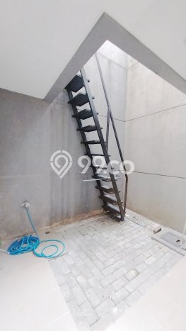 For Sale Hunian Rumah Nyaman 3 KT di Bintaro, Tangerang Selatan For Sale Hunian Rumah Nyaman 3 KT di Bintaro, Tangerang Selatan