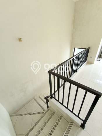 For Sale Hunian Rumah Terawat 3 KT di Bintaro, Tangerang Selatan For Sale Hunian Rumah Terawat 3 KT di Bintaro, Tangerang Selatan