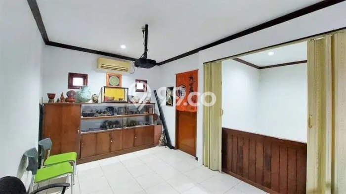 Hunian Elit LB 160m2 Siap Huni Desain Elegan di Bintaro, Tangerang Selatan Hunian Elit LB 160m2 Siap Huni Desain Elegan di Bintaro, Tangerang Selatan