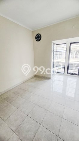 Rumah kawasan , 3 KT, Pemandangan Kota, Luas 84m2m² LB 96m2m² Rumah kawasan , 3 KT, Pemandangan Kota, Luas 84m2m² LB 96m2m²