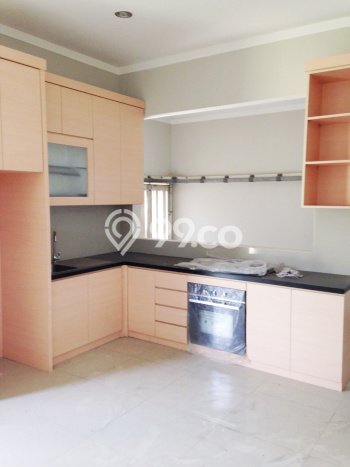 Rumah Luxury Modern Tanpa Renovasi di Bintaro Tangerang Selatan Rumah Luxury Modern Tanpa Renovasi di Bintaro Tangerang Selatan