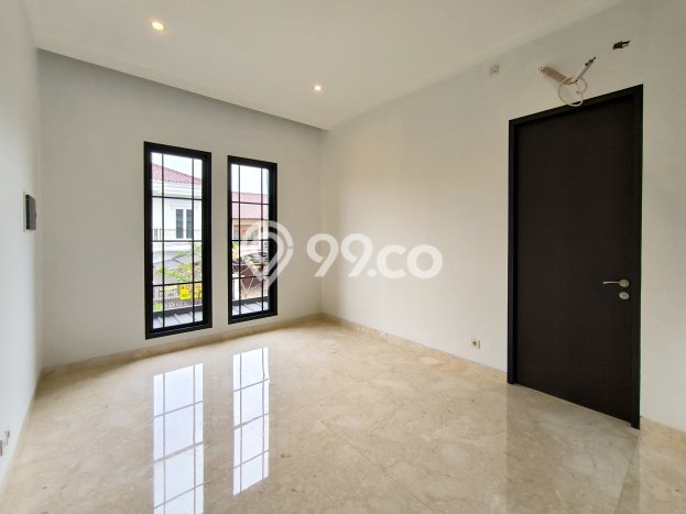 Dijual Rumah Mewah Megah Dengan View Cantik di Bintaro, Tangerang Selatan Dijual Rumah Mewah Megah Dengan View Cantik di Bintaro, Tangerang Selatan