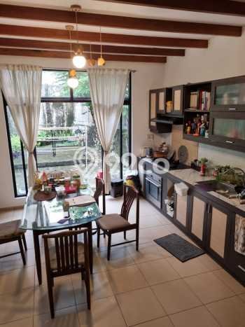 Ready to Use! Premium House LT 227m2 Desain Elegan di Bintaro Ready to Use! Premium House LT 227m2 Desain Elegan di Bintaro