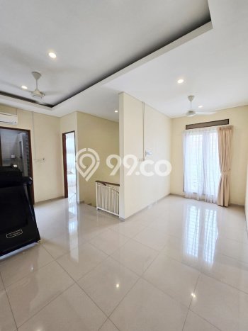 Ready to Use! Premium House LT 163m2 Desain Elegan di Bintaro Ready to Use! Premium House LT 163m2 Desain Elegan di Bintaro