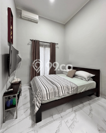 Hunian Mewah LB 385m2 Siap Huni Desain Elegan di Bintaro, Tangerang Selatan Hunian Mewah LB 385m2 Siap Huni Desain Elegan di Bintaro, Tangerang Selatan