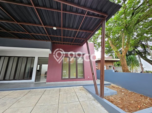 Rumah Luxury Modern Siap Huni di Rempoa Tangerang Selatan Rumah Luxury Modern Siap Huni di Rempoa Tangerang Selatan